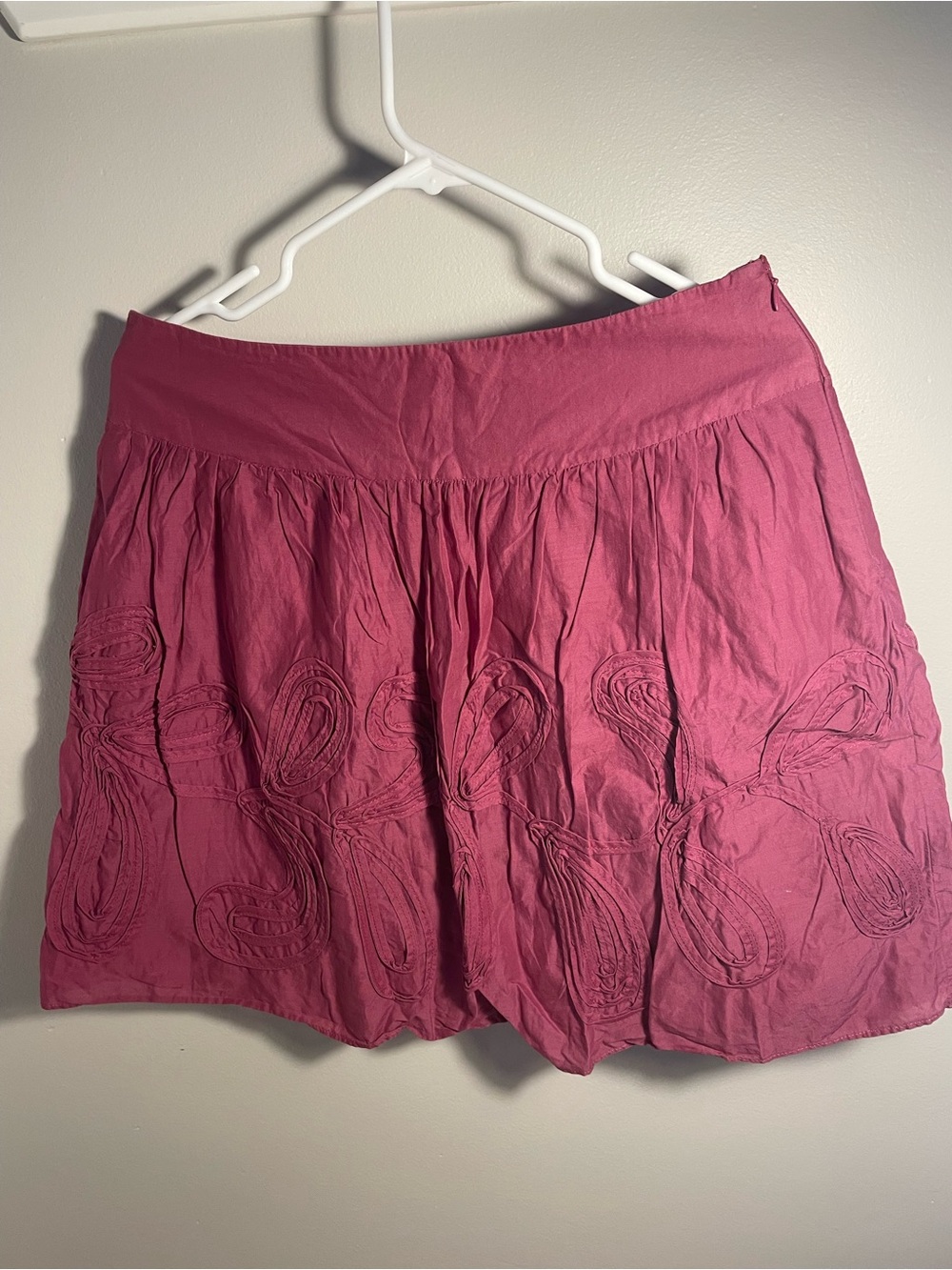 LOFT Petites Berry Pink Embroidered Paisley Mini Skirt - Size 6P
